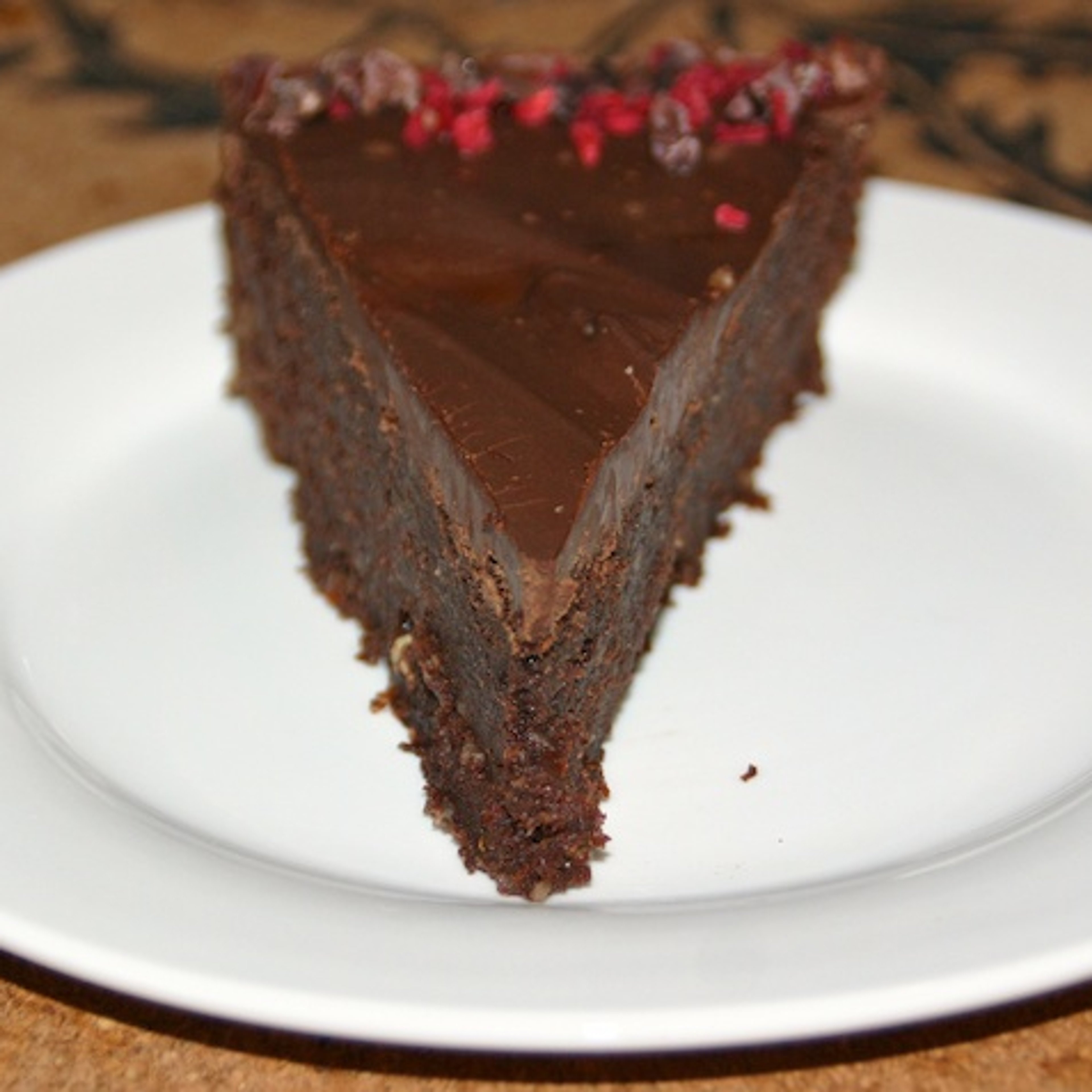 Daddelchokoladekage med ganache