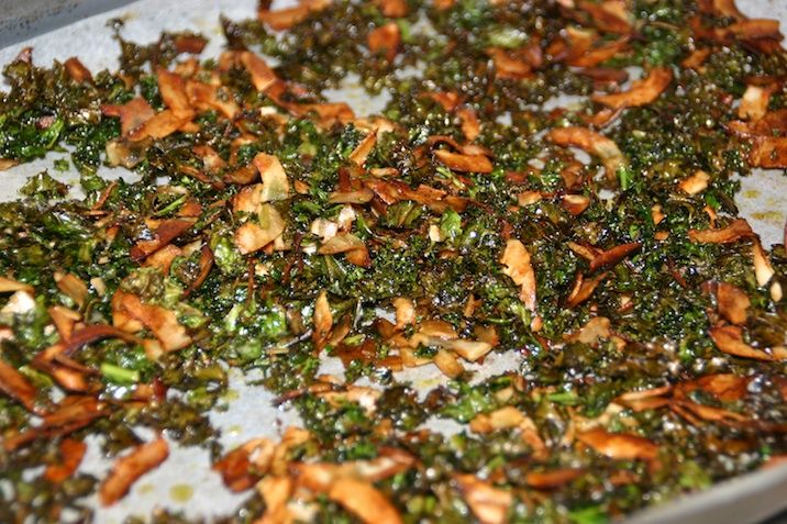 Perlespelt med sprød grønkål og kokosflager