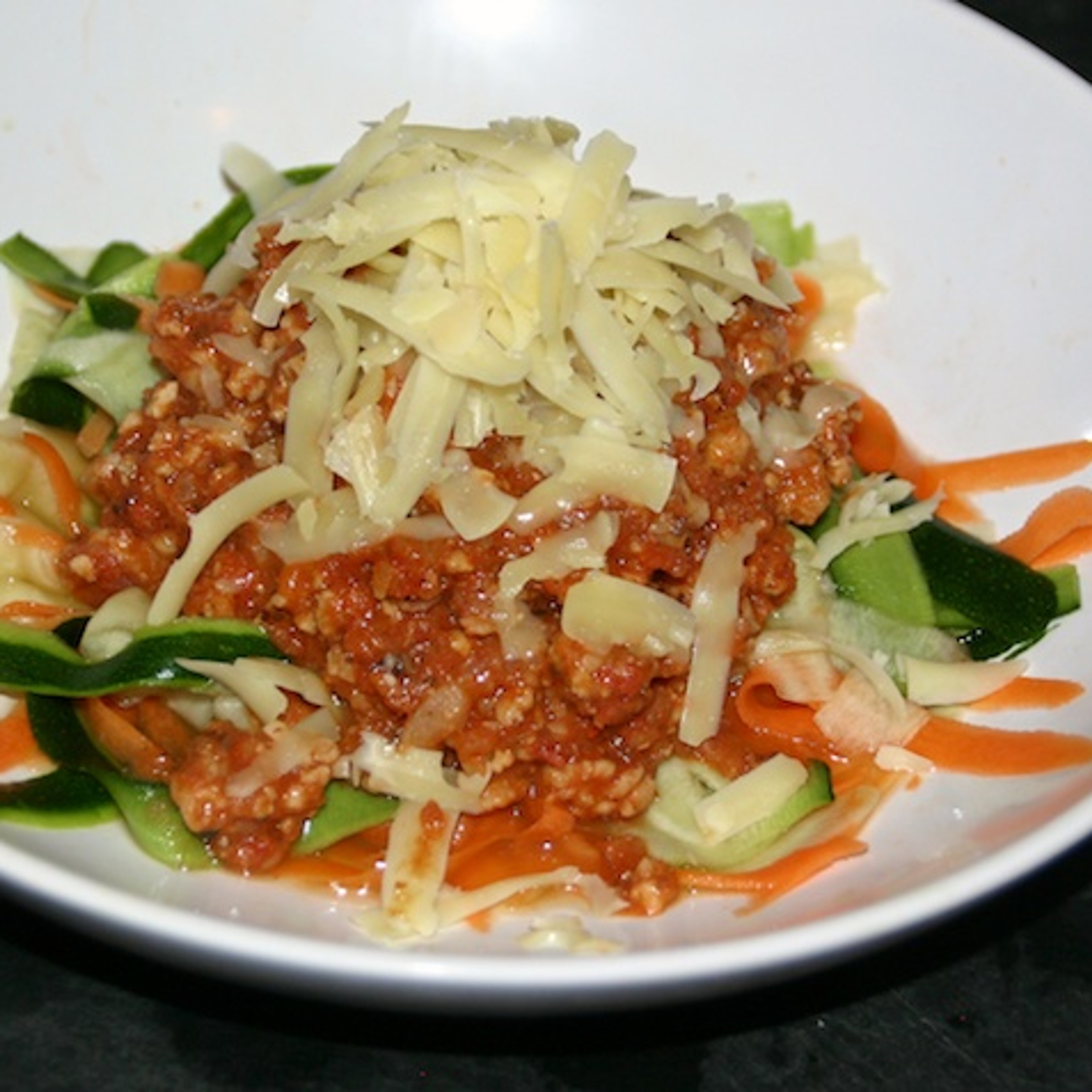 Luksus-kyllingekødsauce med bacon og hasselnødder