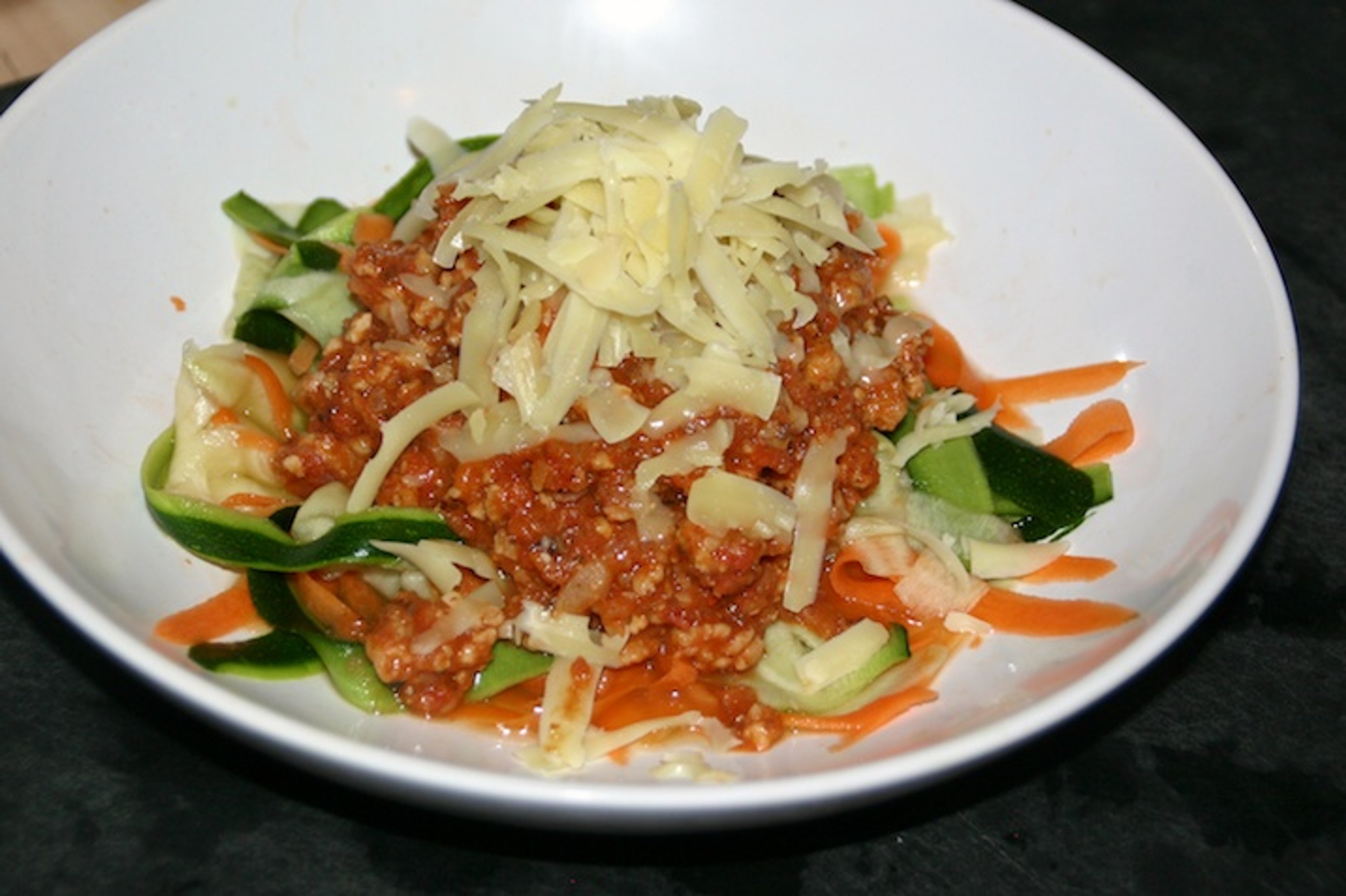 Luksus-kyllingekødsauce med bacon og hasselnødder