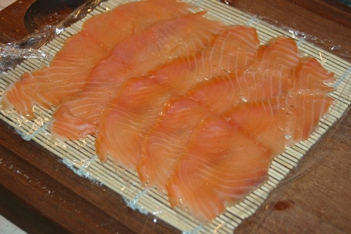 Lakserulle med wasabi (low-carb sushi)