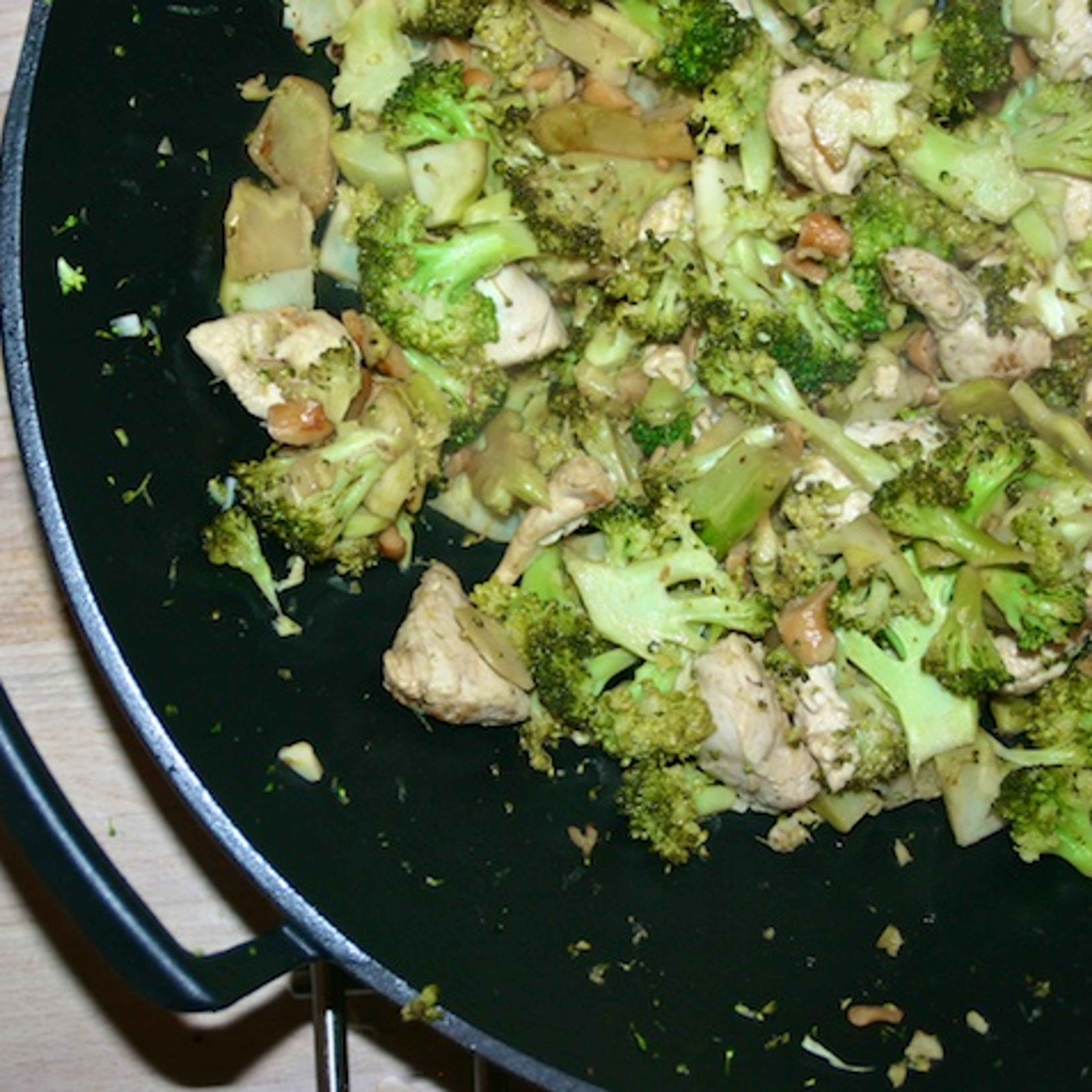 Citruskylling med broccoli og cashewnødder