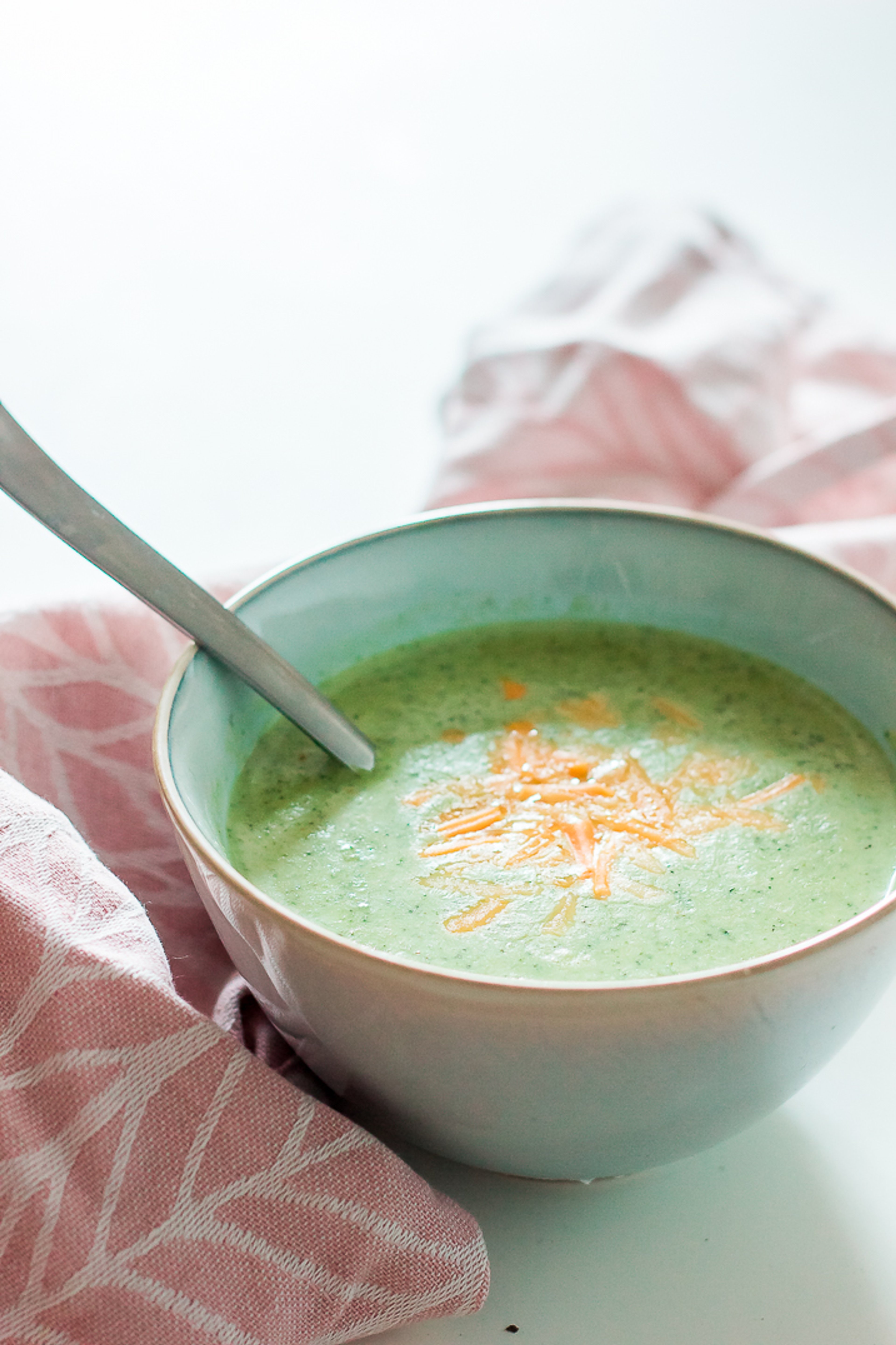 broccolisuppe-med-cheddar-2