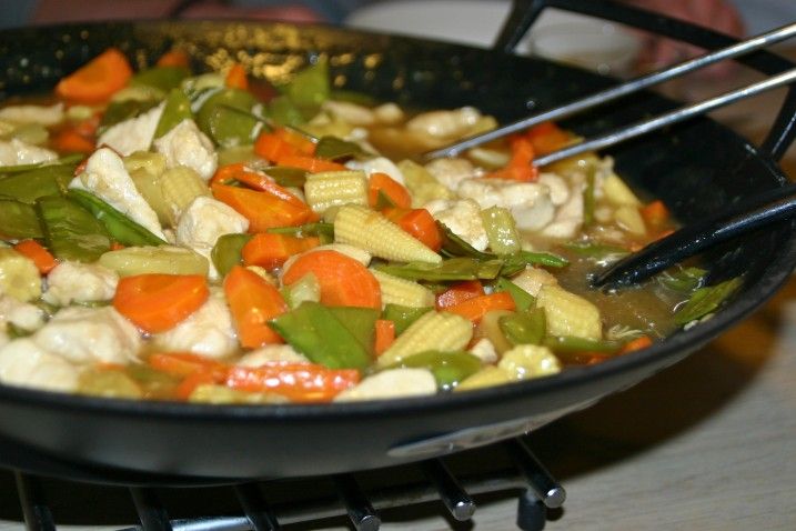 Kylling og grøntsager i sur-sød-sauce