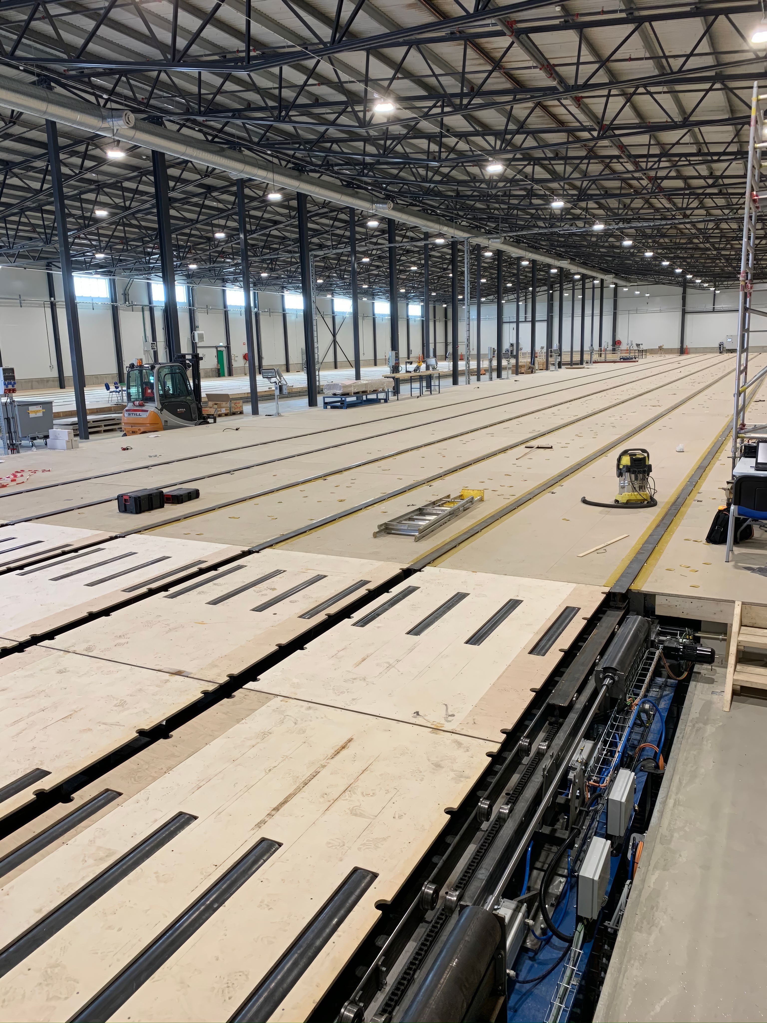 The Beam System Auto line running the length of the BoKlok factory hall