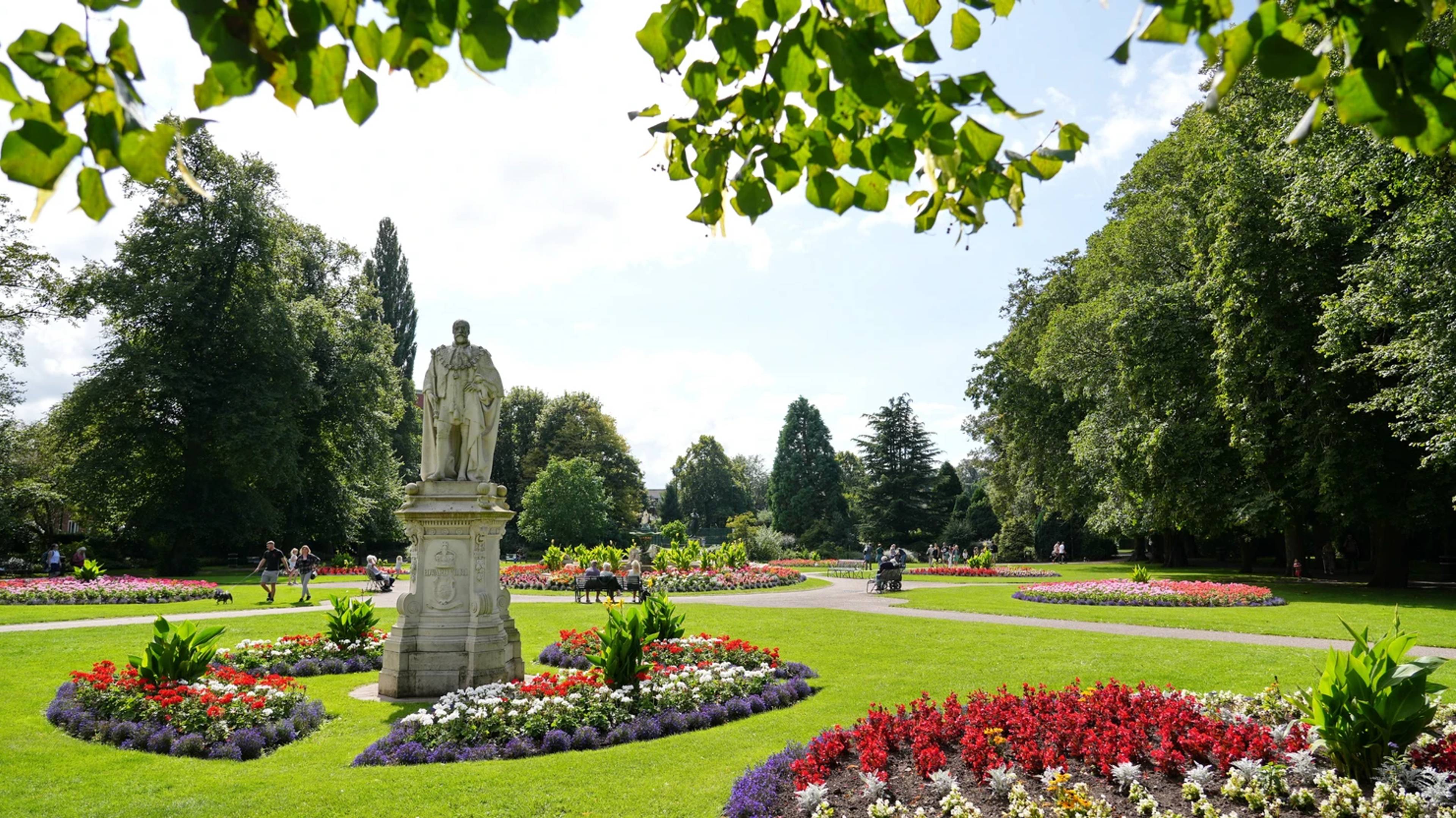 beacon park dental logo
