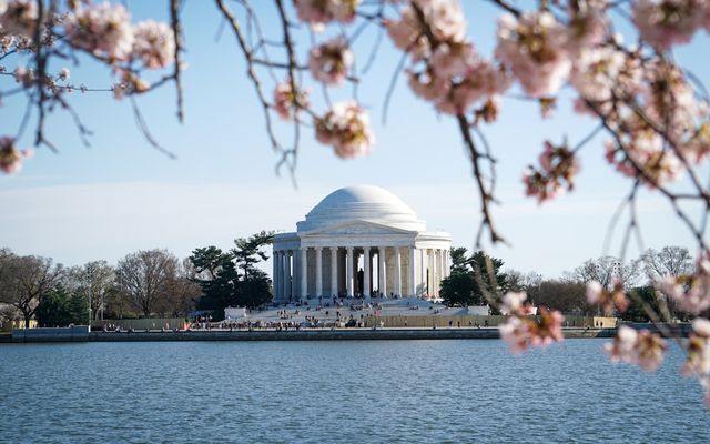 a view of the jefferson memorial from across the water