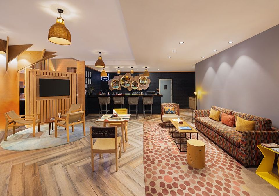 hotel-room-image