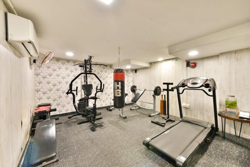 Fitness room at Ginger Bhopal, Shahpura Lake.