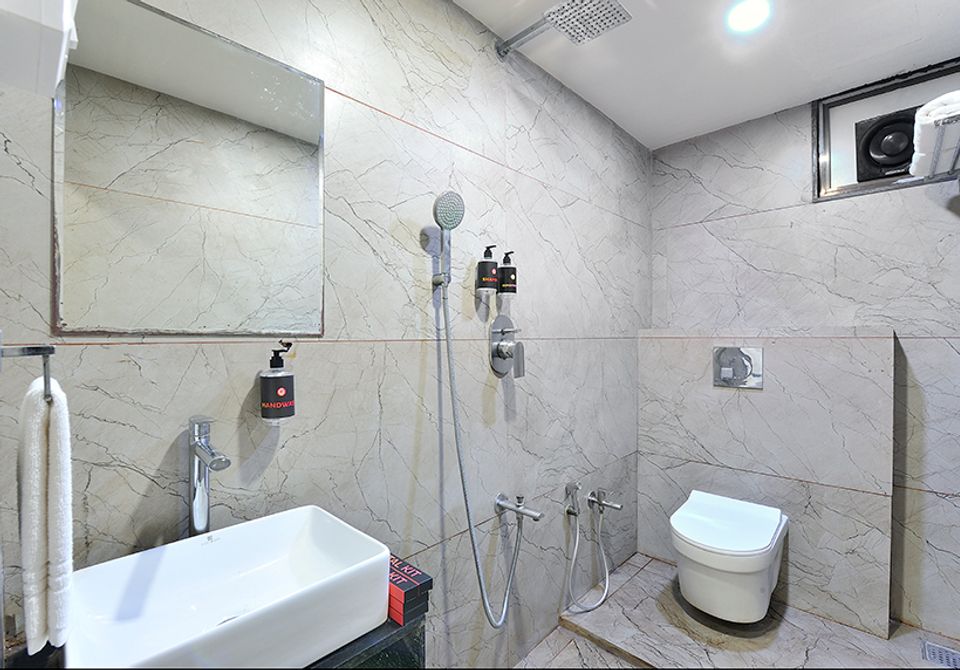 hotel-room-image