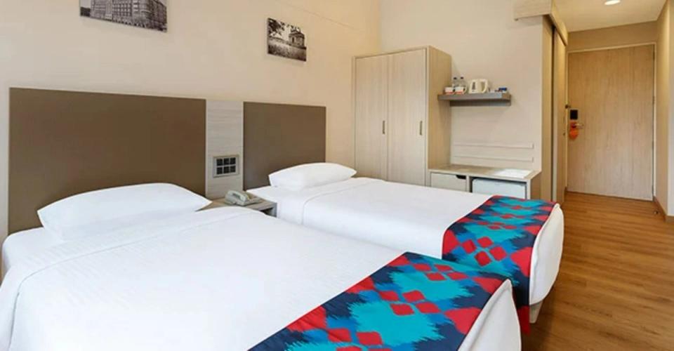 hotel-room-image