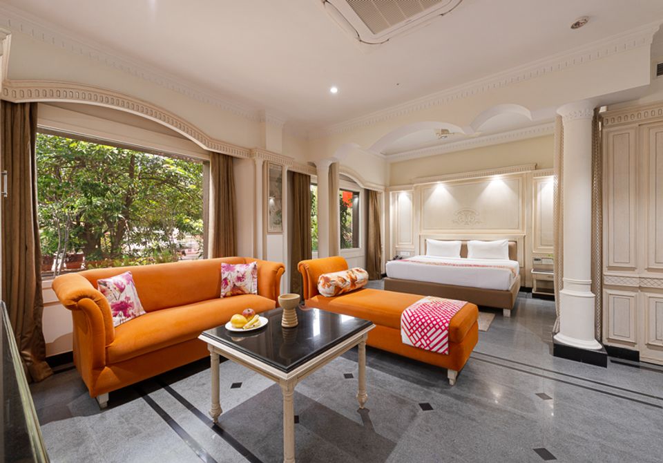 hotel-room-image