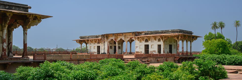 Historic Mughal monument surrounded by gardens in Agra.