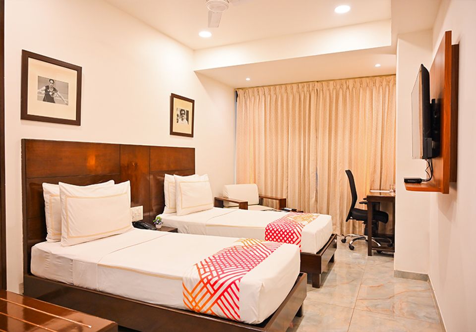 hotel-room-image