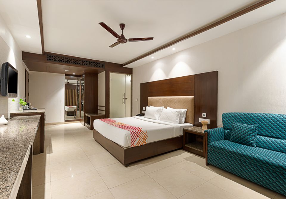 hotel-room-image