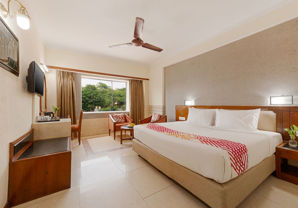 hotel-room-image