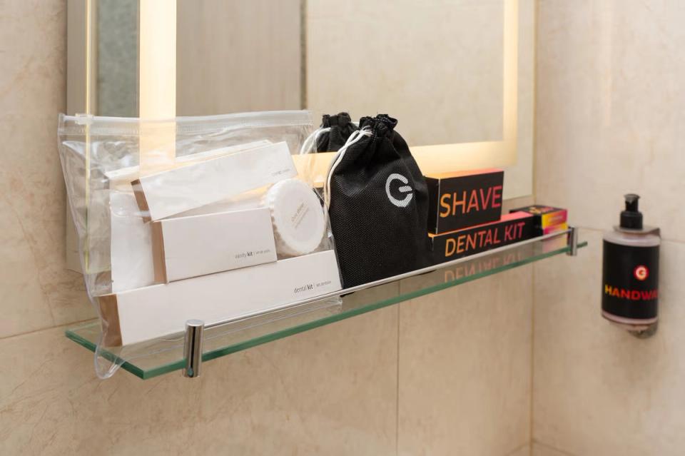 hotel-room-image