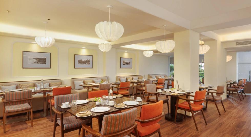 Luxury Hotel Dining area at Gateway Varkala