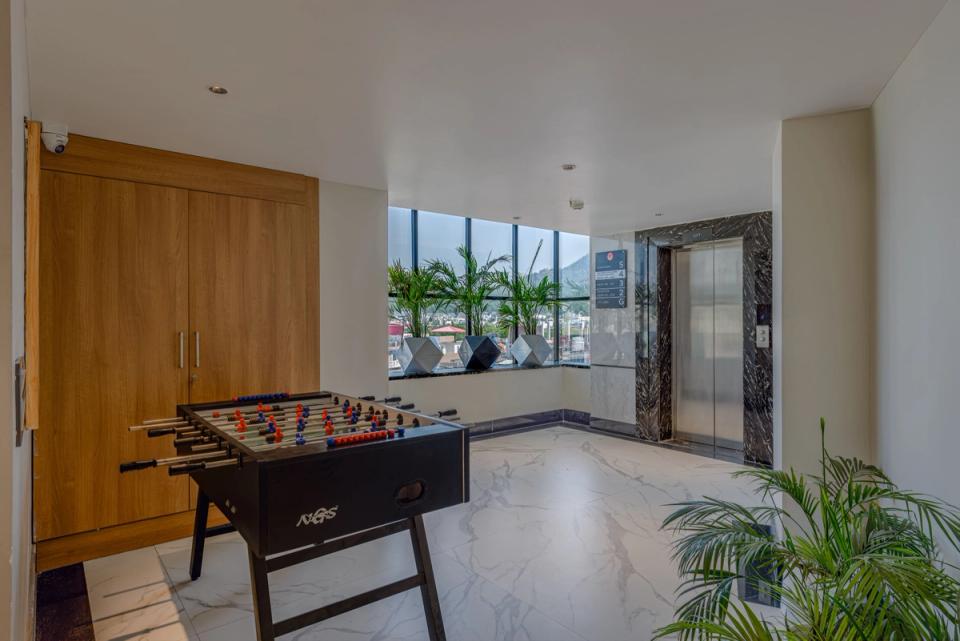 hotel-room-image