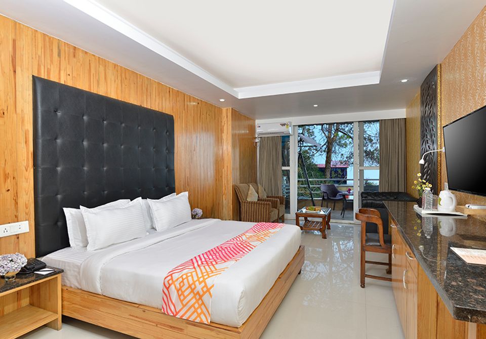 hotel-room-image