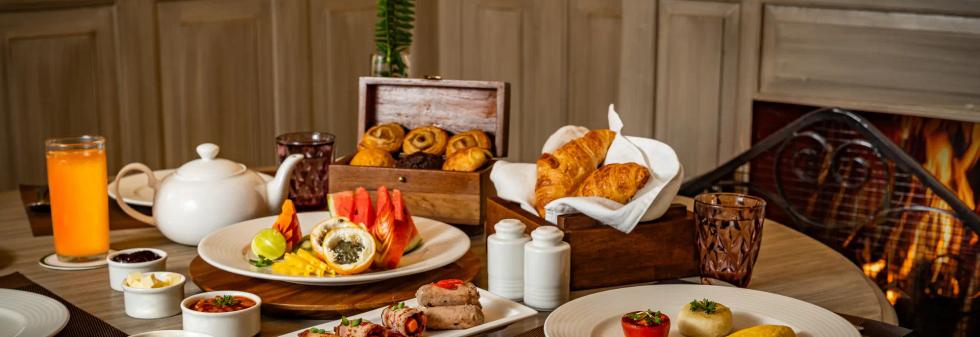 Breakfast Inclusive Rate offer at Gateway Hotels