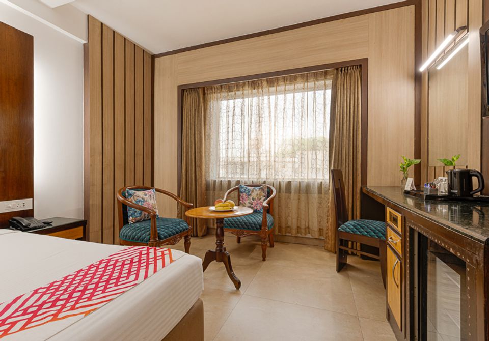 hotel-room-image