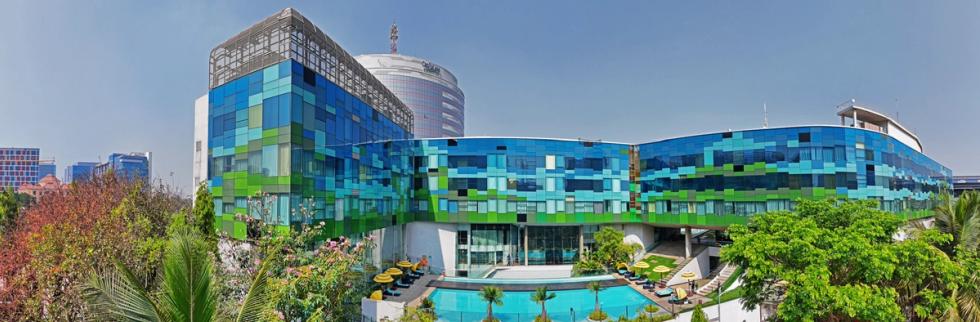 Luxury Hotel Lobby – Vivanta Bengaluru, Whitefield