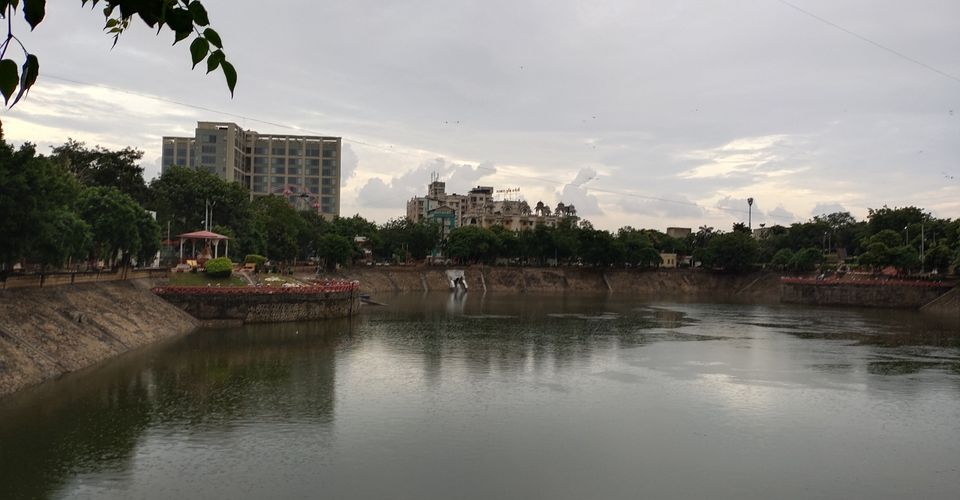 Places To Visit Near Ginger Ahmedabad Vastrapur- Vastrapur Lake
