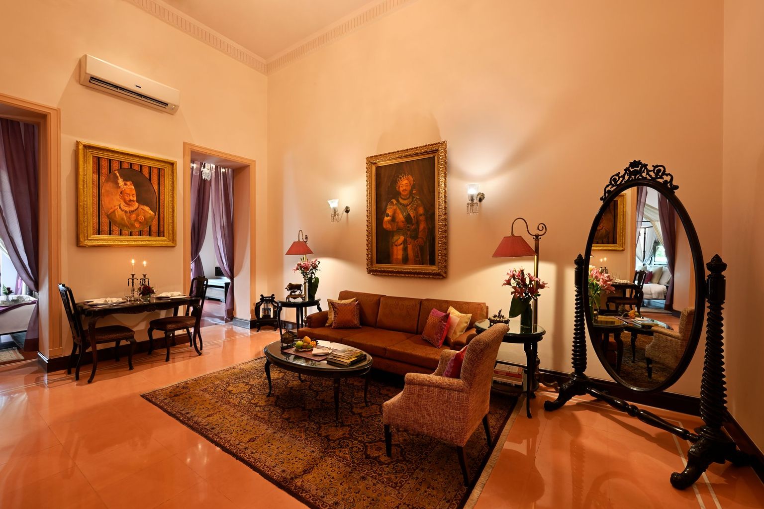 Taj Nadesar Palace, photo 3
