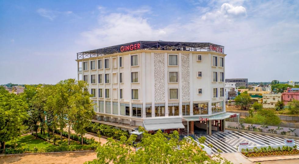Exterior view of Ginger Gadchiroli hotel building on Mul Road in Gadchiroli.