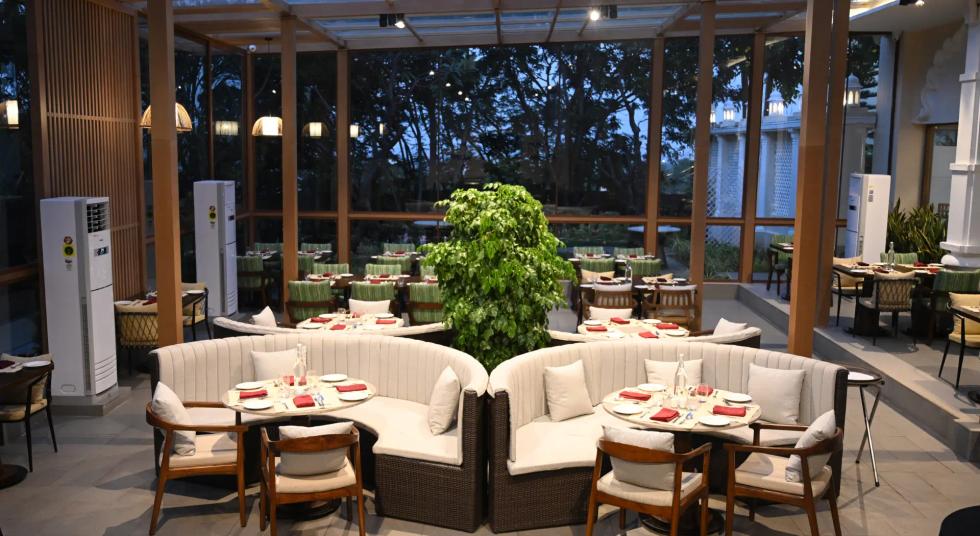 Deccan Served Global Cuisine at Gateway Nashik