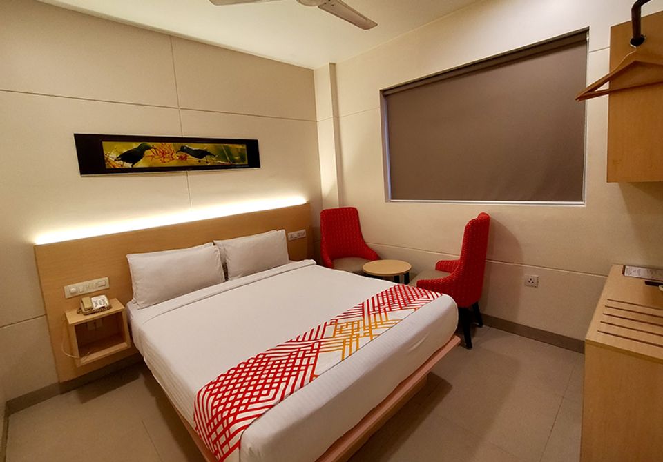 hotel-room-image