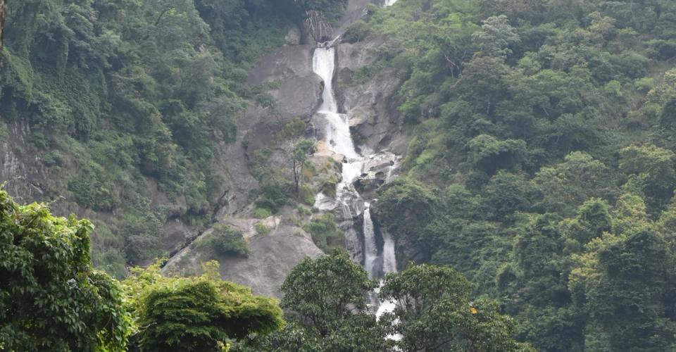 Places to visit near Ginger Coimbatore Airport Avinashi Road- Siruvani Waterfalls