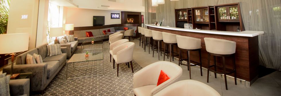 Wink Luxury Bar in Vivanta Colombo, Airport Garden