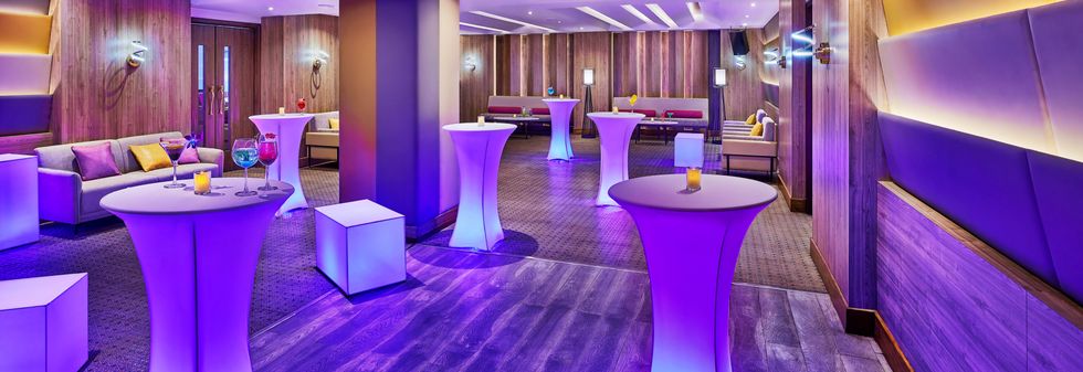 Best Bar & Grill Restaurant at Vivanta Jammu
