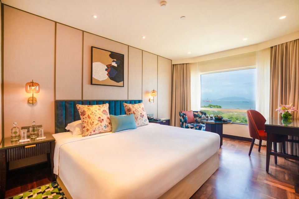 Deluxe City View Room with Queen Bed - Rooms & Suites at President, Mumbai
