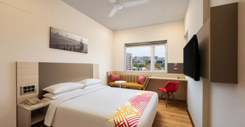 hotel-room-image