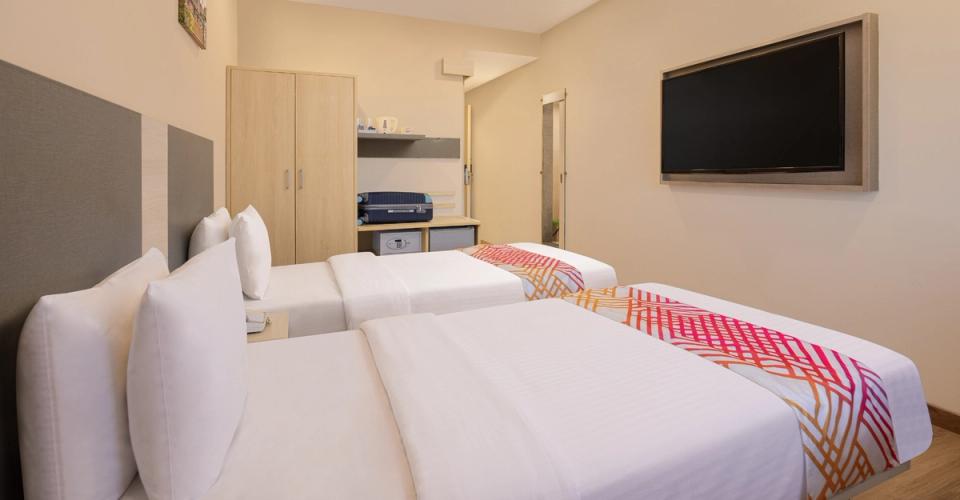 hotel-room-image