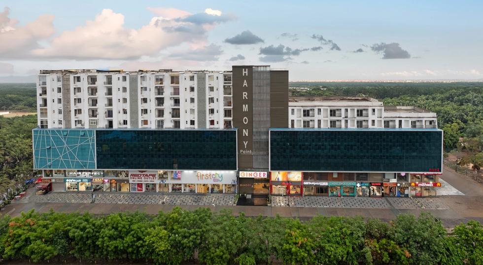 Exterior facade of Ginger Ghaziabad, Raj Nagar Extension building.