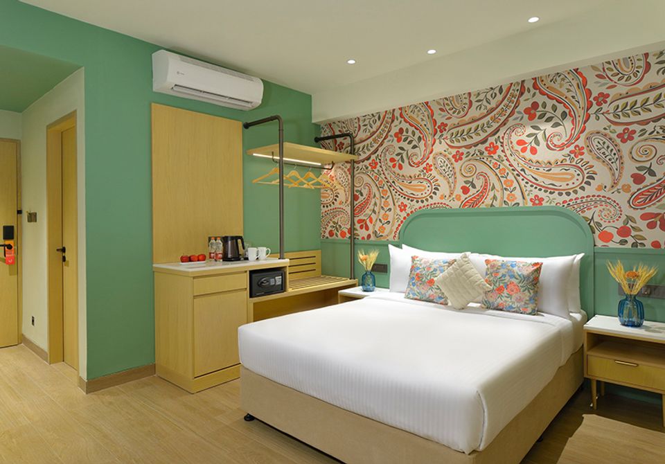 hotel-room-image