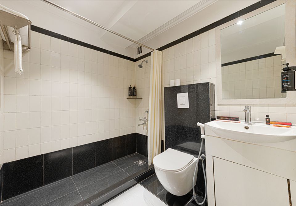 hotel-room-image