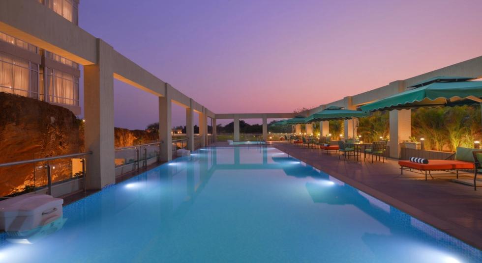 Luxury Hotel Pool in Diu - Gateway Diu