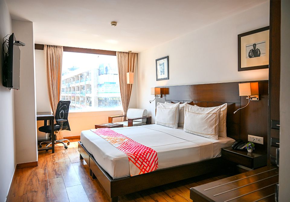 hotel-room-image