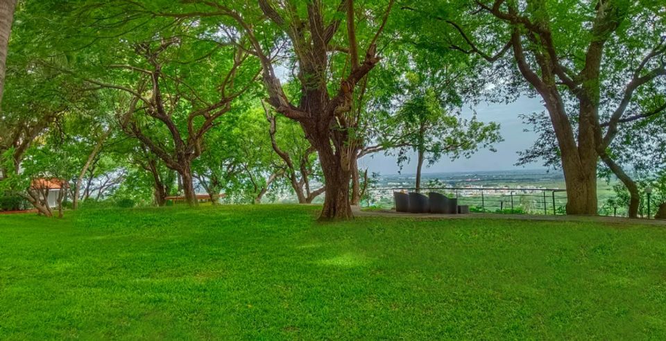 Gateway Hotel Madurai - Open-Air Lawns