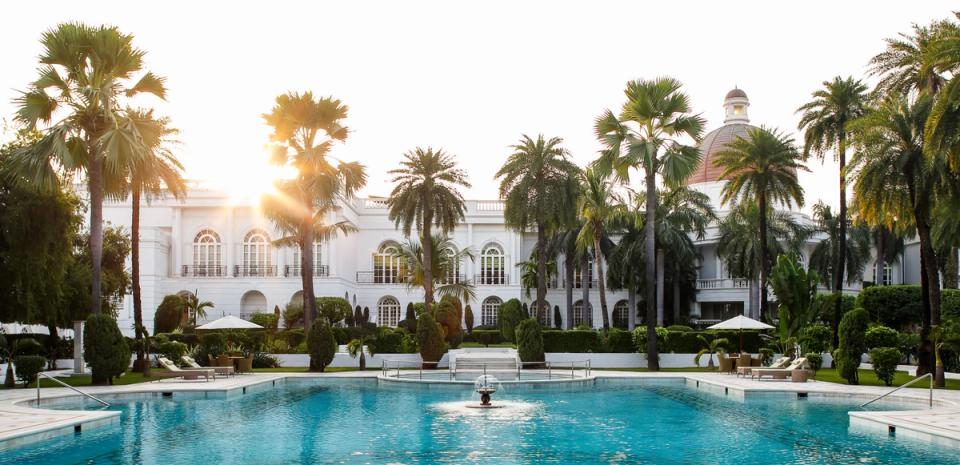 Taj Mahal - 5-Star Hotel In Lucknow