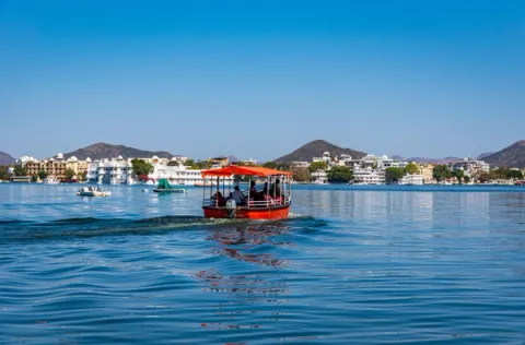 Boating On The Lake Pichola - Things To Do In Udaipur, amã Stays & Trails