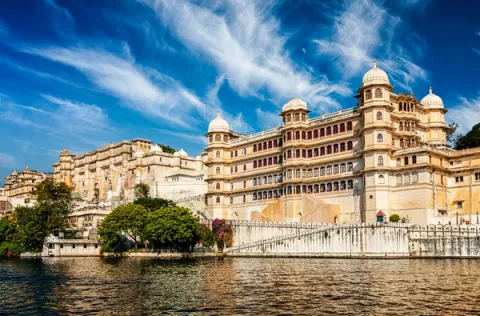 City Palace - Udaipur Attractions, amã Stays & Trails