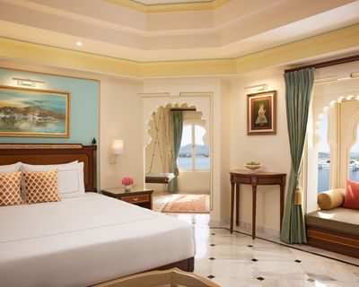 Deluxe Suite - Taj Fateh Prakash Palace