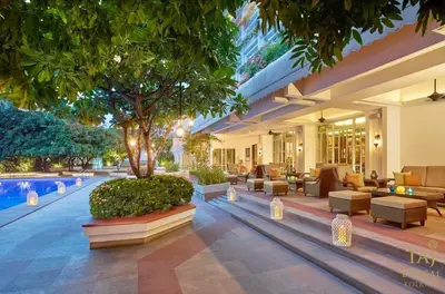 Outside View of the Luxury Hotel - Taj Bengal, Kolkata