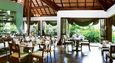 Curries - Luxury Restaurant at Taj Green Cove, Kovalam 